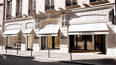 maison chanel a parigi|CHANEL opens new Maison de Beauté in Paris at Passy.